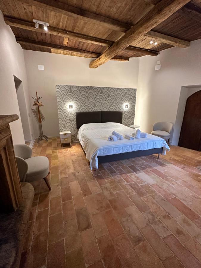 Relais Borgo Lizori Country House 克利通诺河畔坎佩洛 外观 照片
