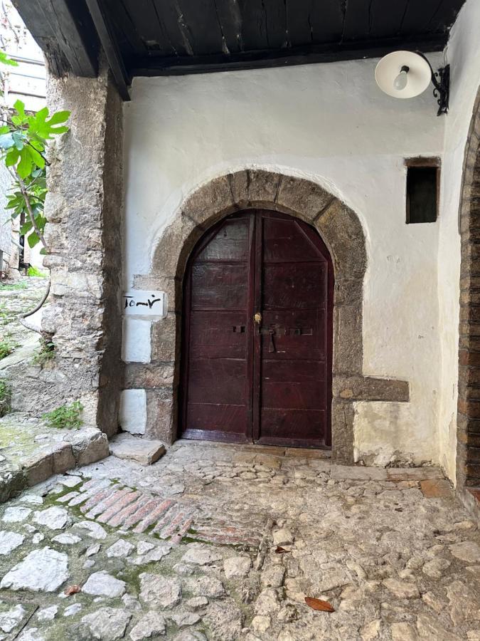 Relais Borgo Lizori Country House 克利通诺河畔坎佩洛 外观 照片