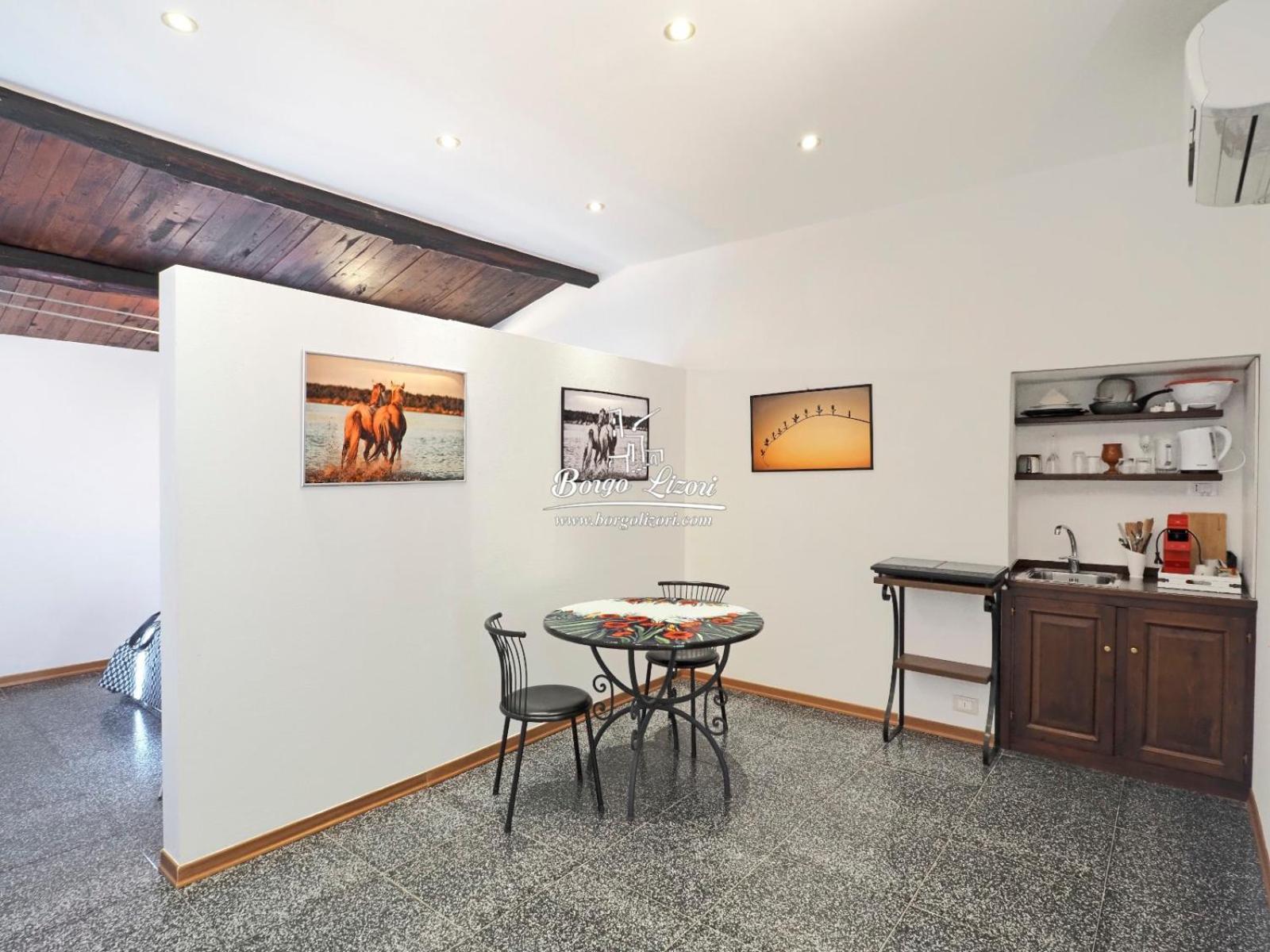 Relais Borgo Lizori Country House 克利通诺河畔坎佩洛 外观 照片