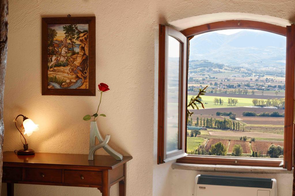 Relais Borgo Lizori Country House 克利通诺河畔坎佩洛 外观 照片