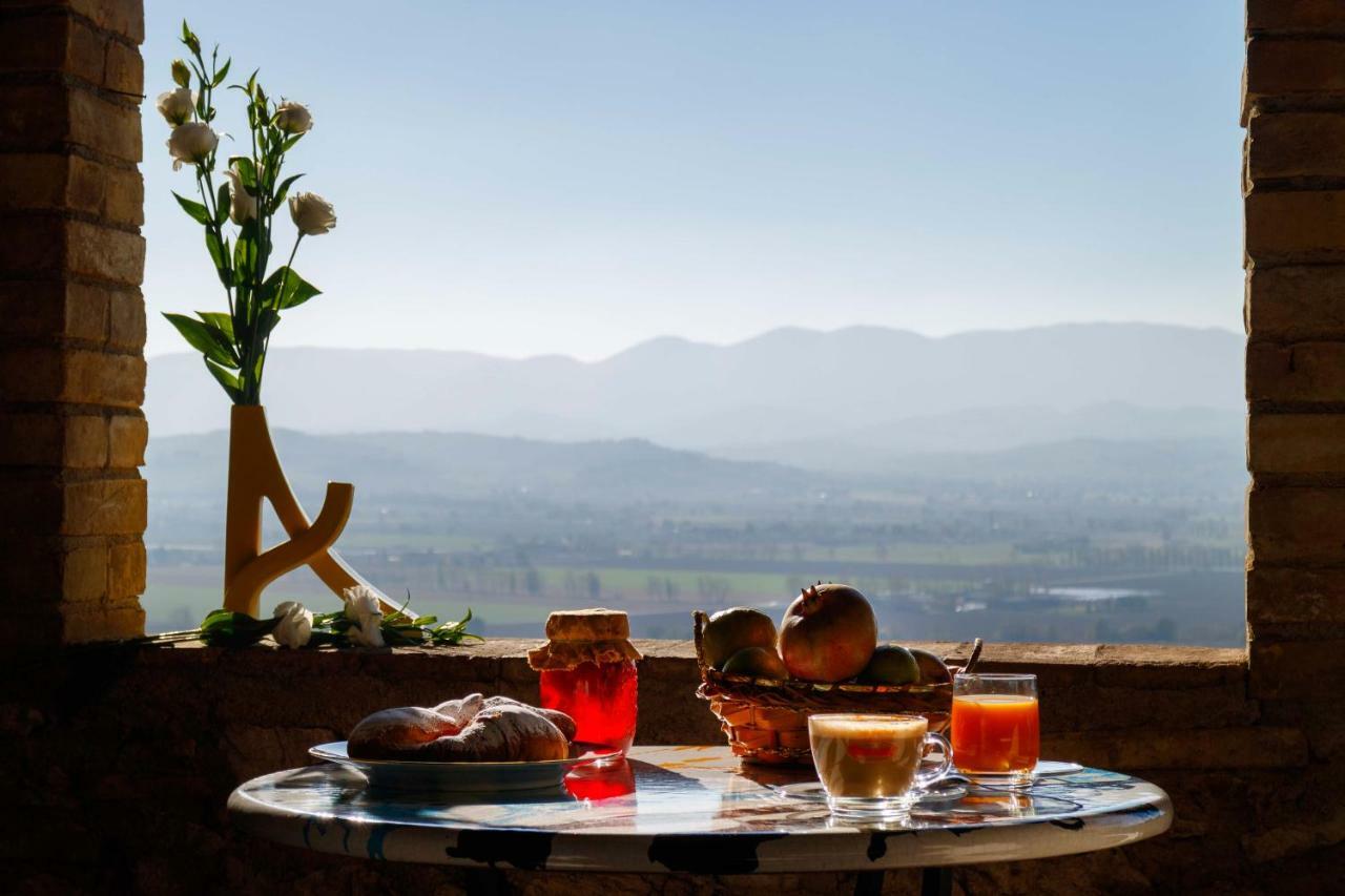 Relais Borgo Lizori Country House 克利通诺河畔坎佩洛 外观 照片